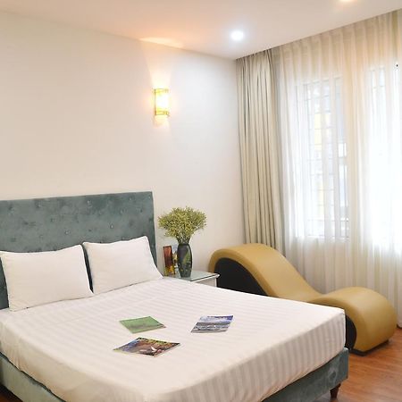 Tran Gia - Lang Ha Hotel Hanoi Esterno foto