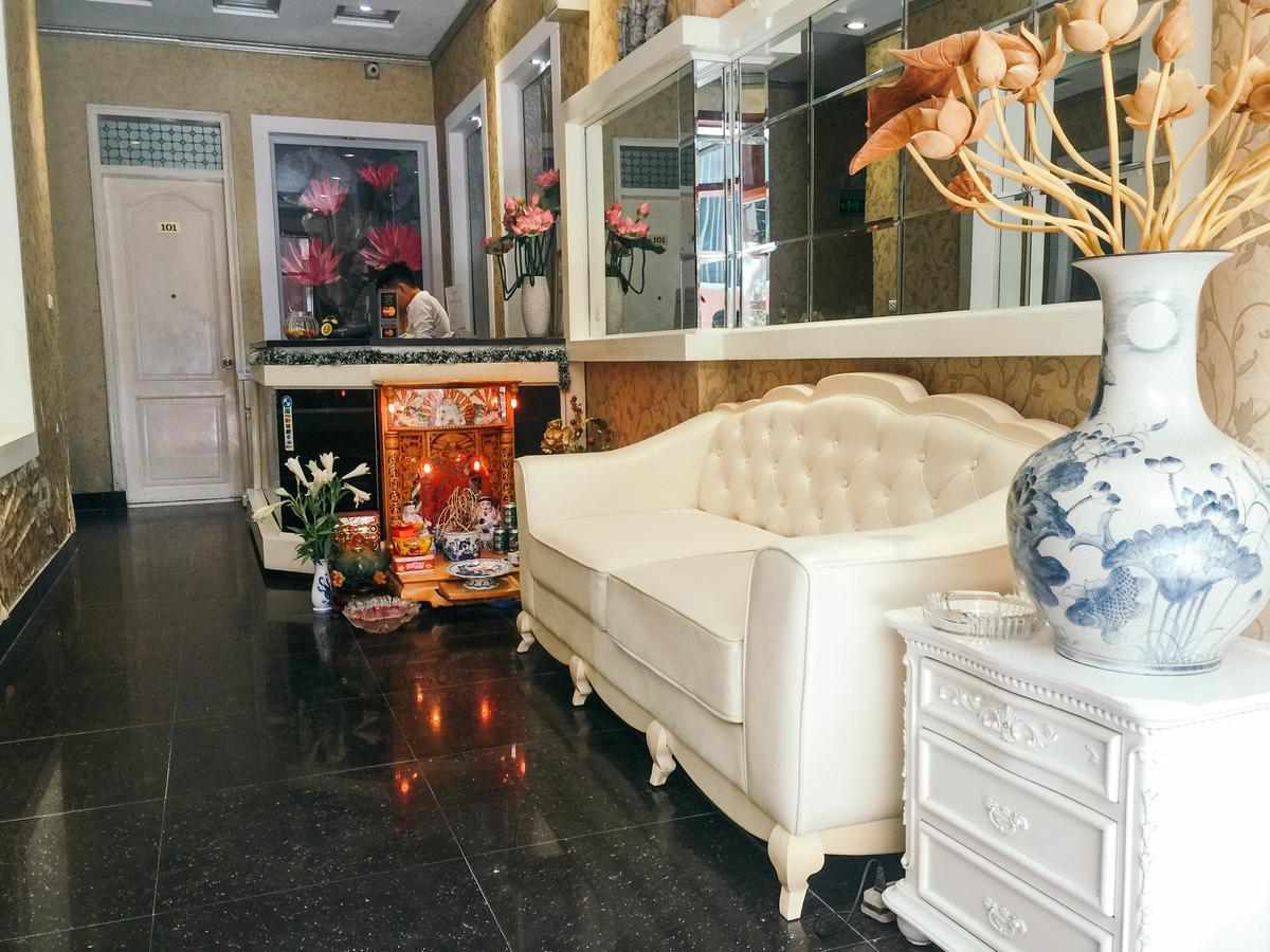 Tran Gia - Lang Ha Hotel Hanoi Esterno foto